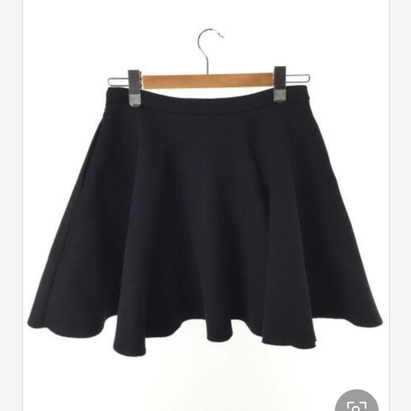 NWT Made in Italy Wool thick black skirt - Picture 2 of 4